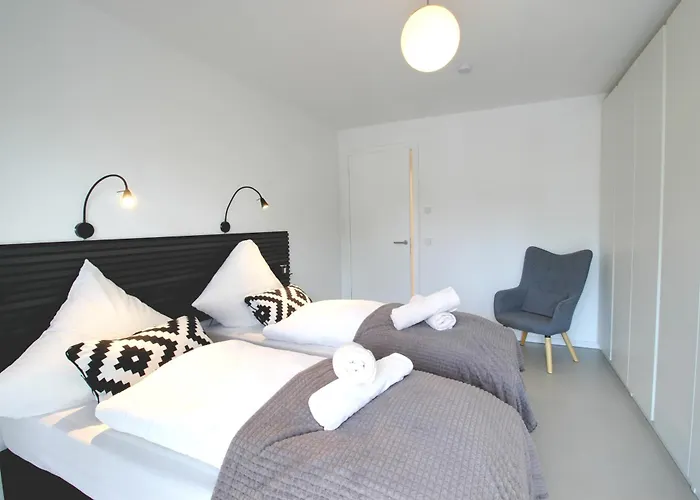 度假居 New! Calm Design-house, U-bahn, Terrace, Office