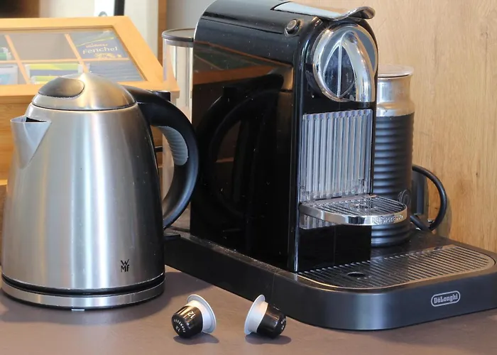 New! Calm Design-house, U-bahn, Terrace, Office 度假居