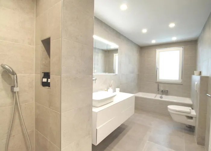 New! Calm Design-house, U-bahn, Terrace, Office * München
